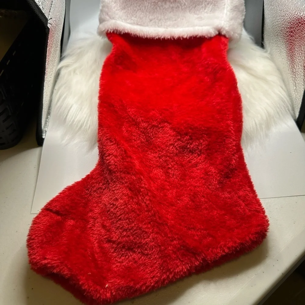 🩷5/$10 Red Faux Fur Christmas Stocking